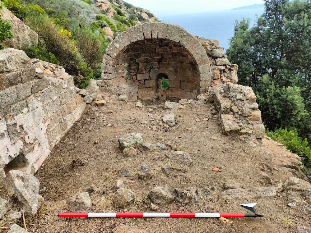 Figura 2_Chiesa di San Giorgio vista dall'interno